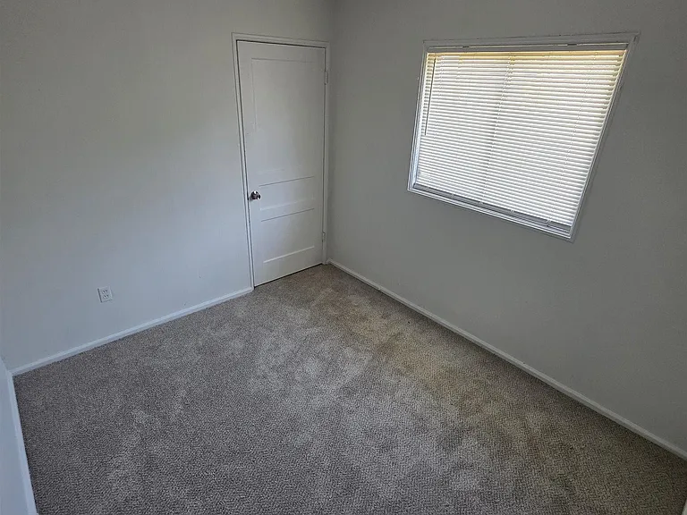 4 N Meadowcliff Dr — Photo 5