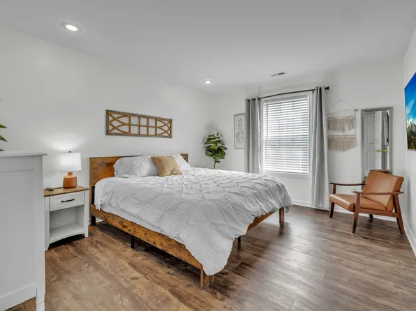 707B Bagwell Ct #B, Murray, KY 42071