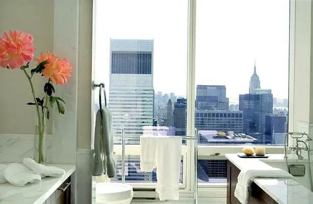 Sold by Domus Realty | media 18