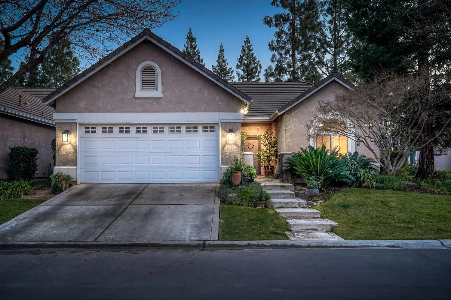 2232 Dawson Cove Ln photo 1