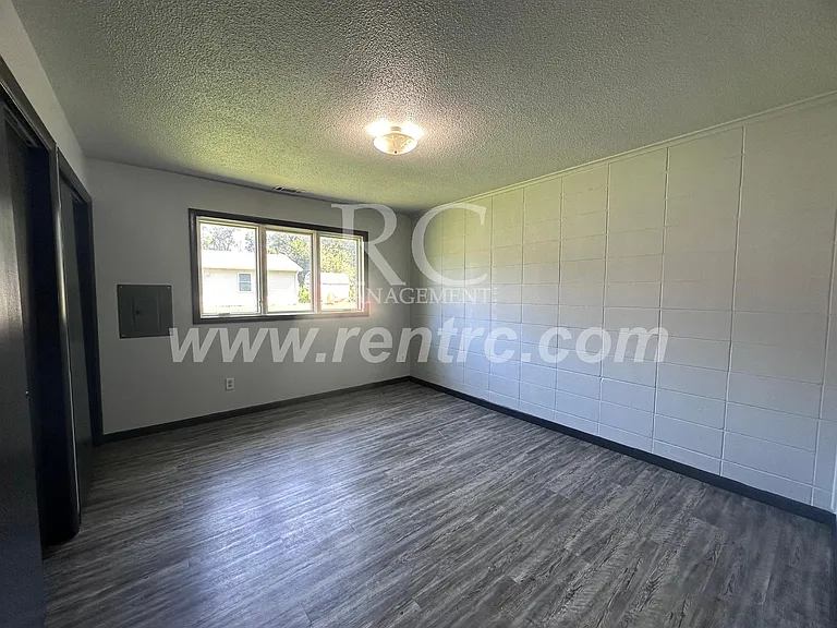 1005-8 Oak St — Photo 8
