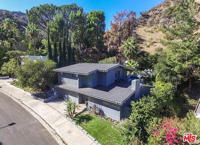 1st image of 17177 Escalon Dr