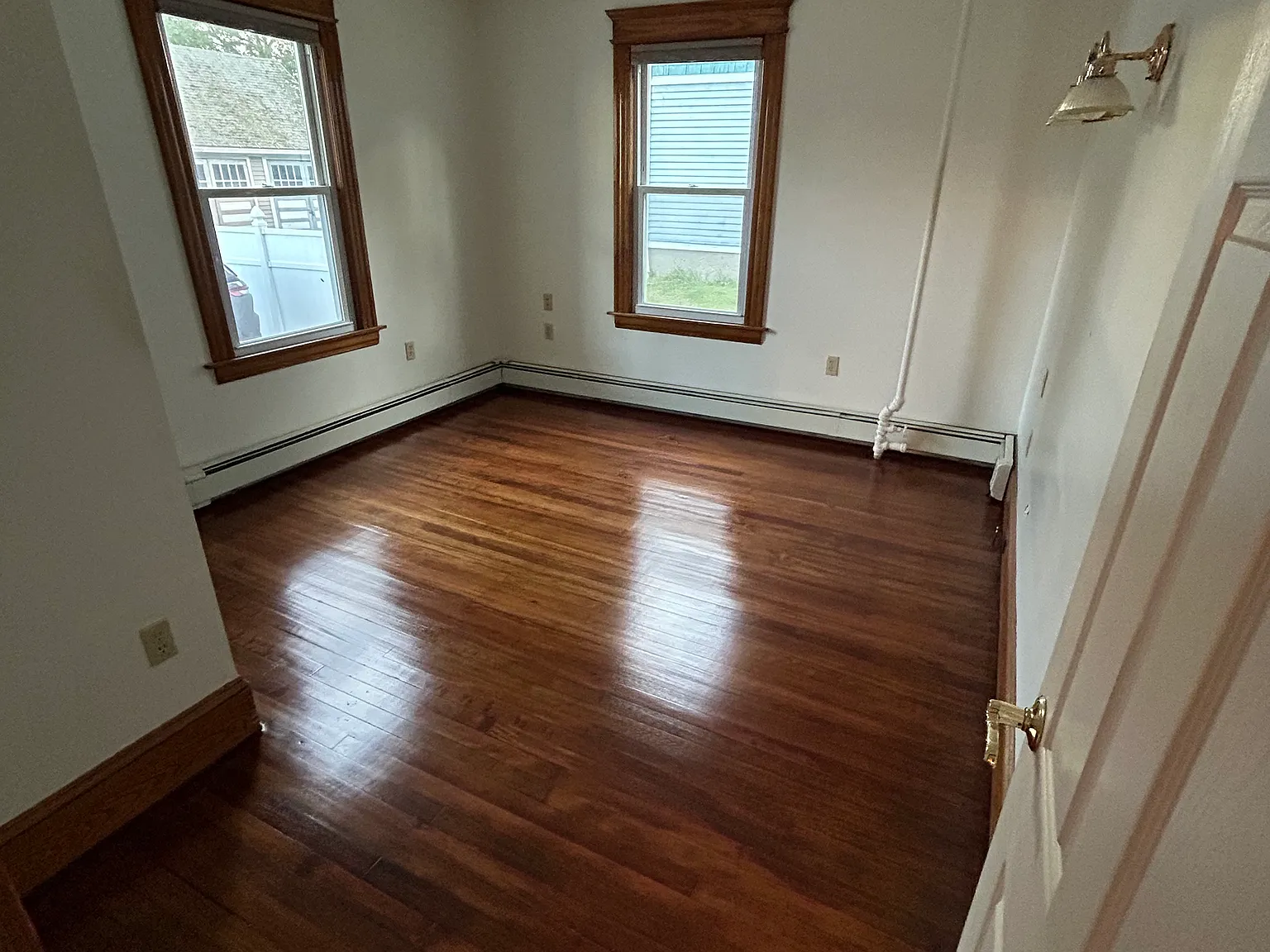 2 bed, 875 sqft, $1,875 — Photo 3