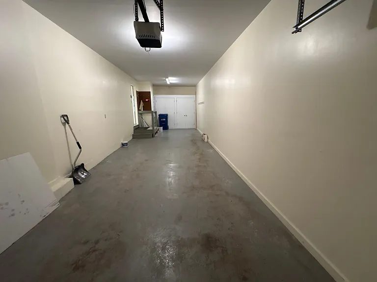 401 Browning Ln — Photo 10