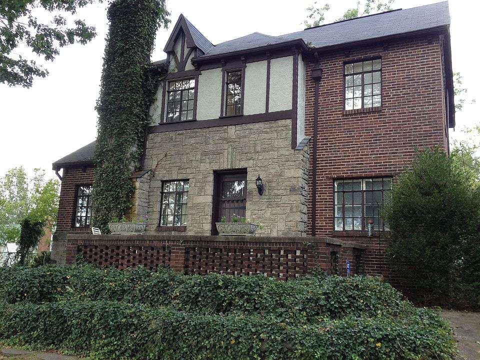 1st image of 1 Grandview Dr