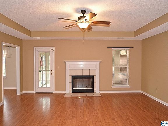 3rd image of 211 Brook Wind Dr