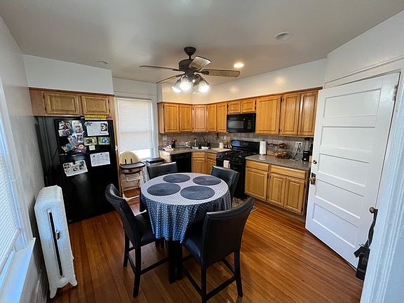 2nd image of 409 Washington Ave #2