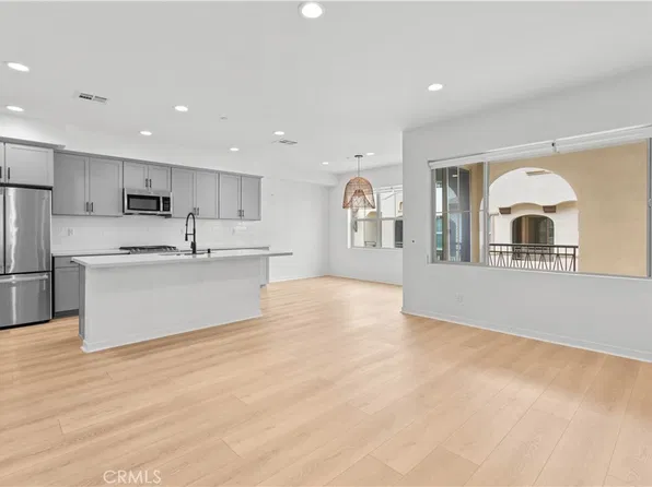 604 White Oaks, Foothill Ranch, CA 92610