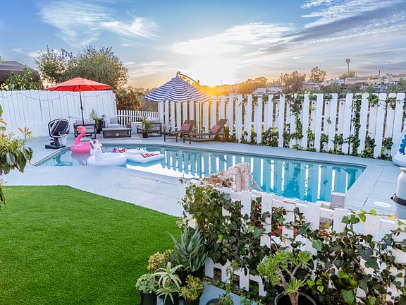 2nd image of 2702 Ridge View Dr