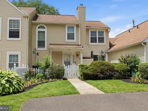 1804 Morris Cir, Southampton, PA 18966