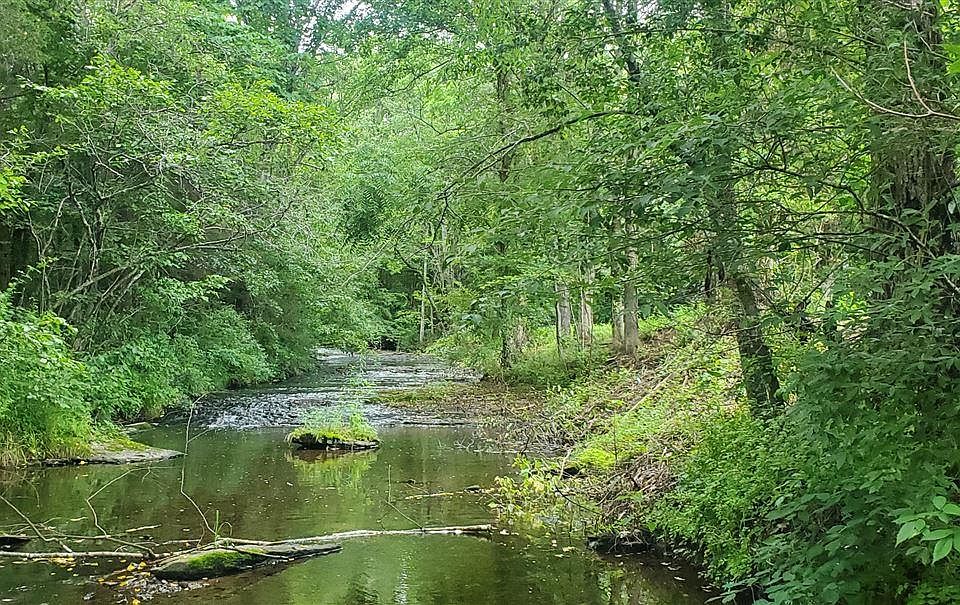 1st image of 2563 Arlis Hale Rd