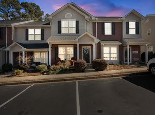 622 Graythorn Ln, Greenville, SC 29607