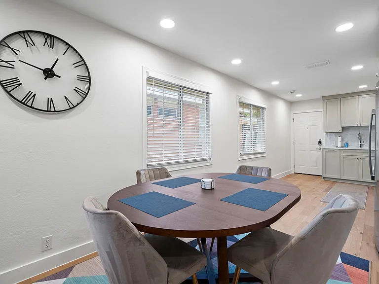 6501 Ravendale Ln — Photo 15