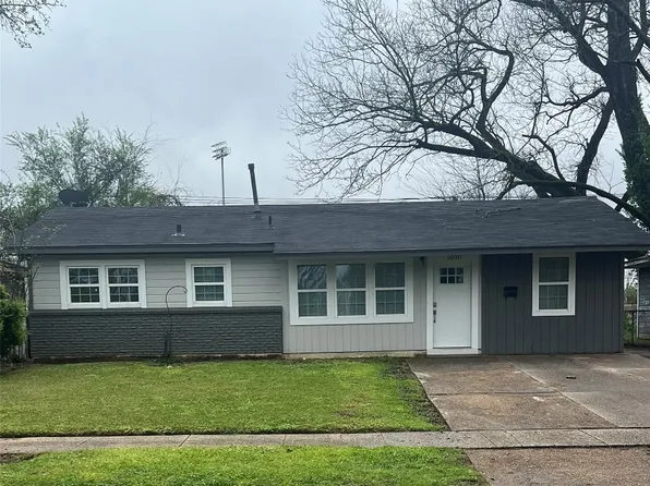 1600 Oriole St, Bossier City, LA 71112