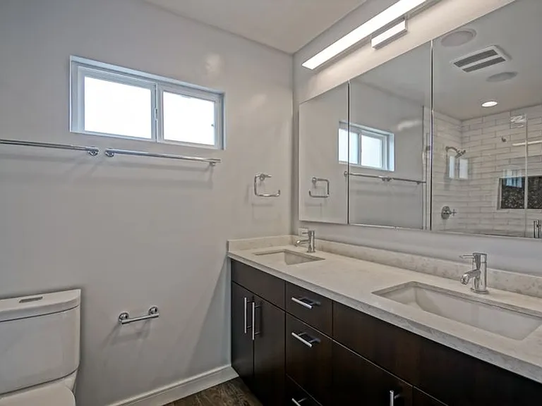 2404 Sebald Ave — Photo 37