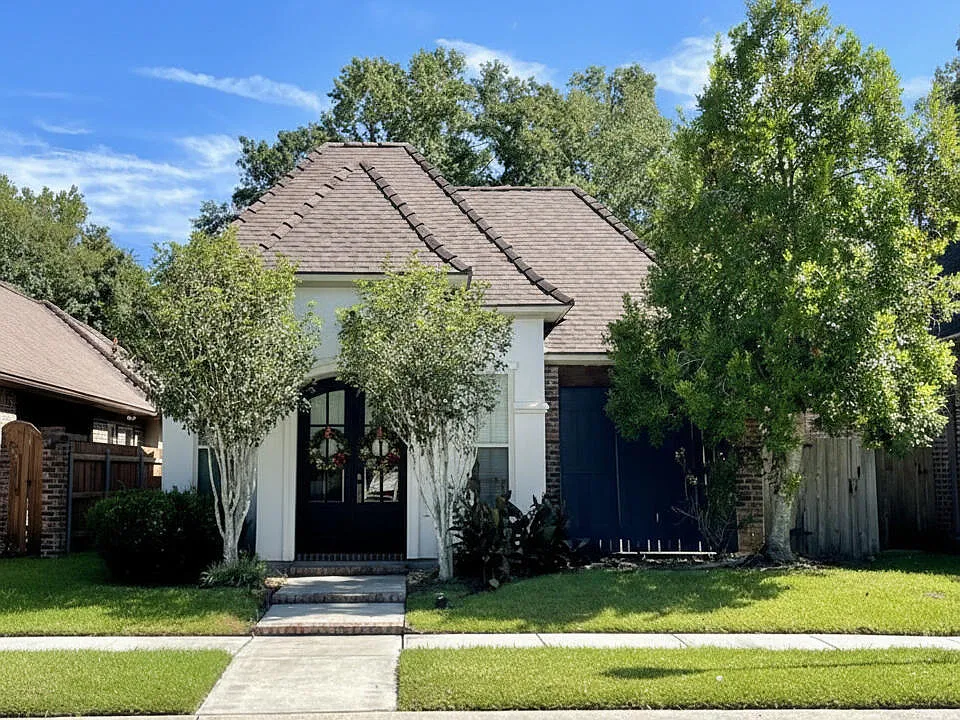 218 Brightwood Dr
