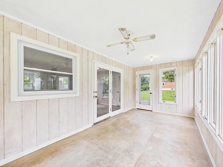 3954 Crabapple Rd — Photo 33