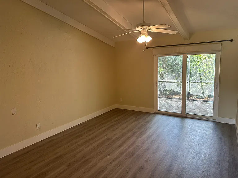 4711 W San Miguel St — Photo 8