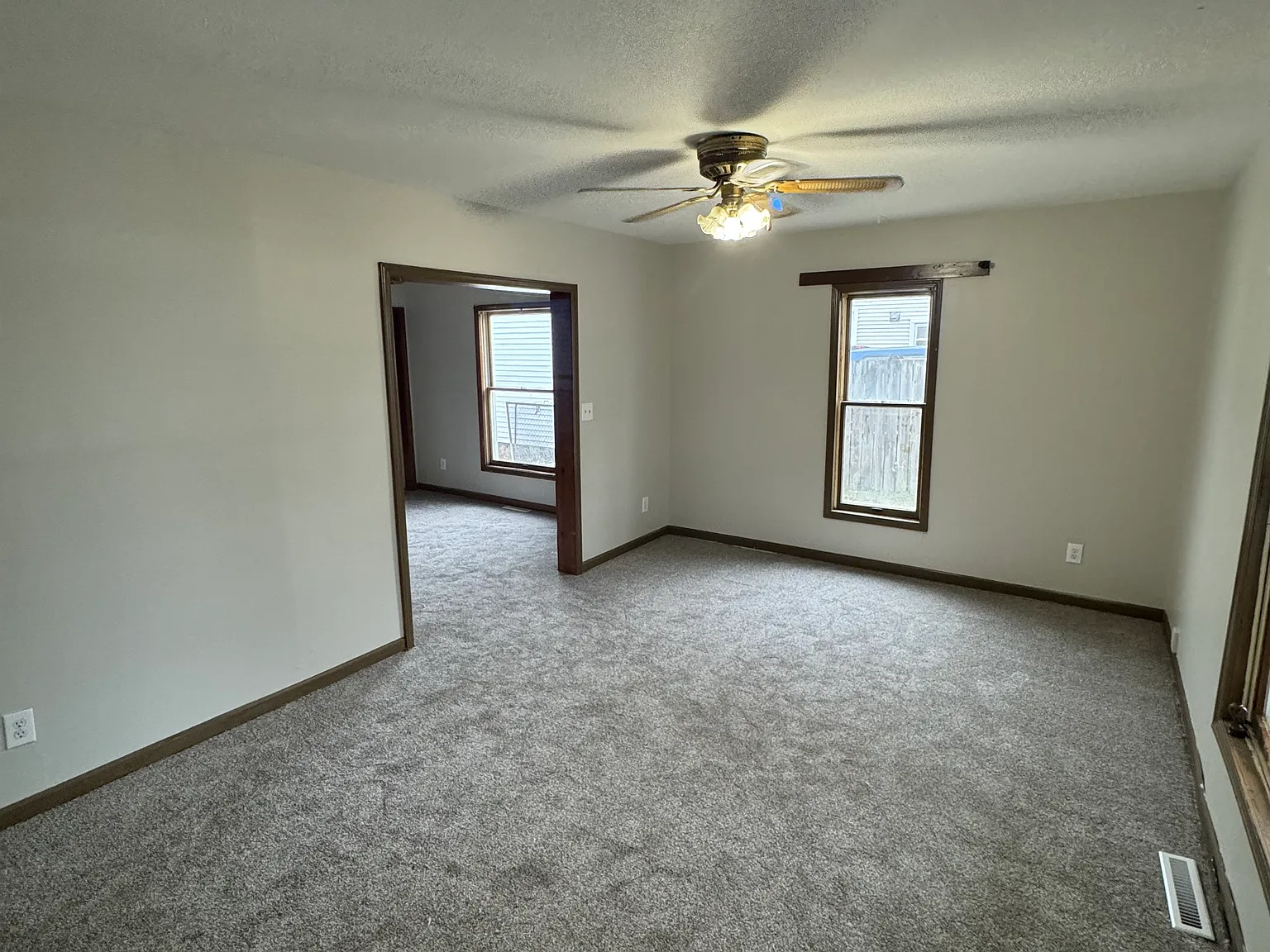 3 bed, 1542 sqft, $1,200 — Photo 3