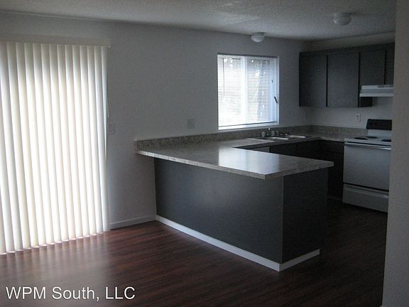 4th image of 5028 S 58th St APT D