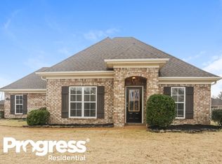 2606 Cherry Tree Dr, Southaven, MS 38672