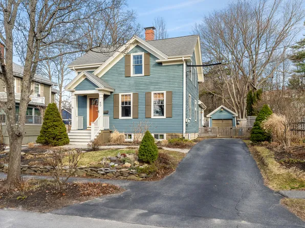 40 Kenilworth Street, Portland, ME 04102