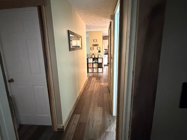 410 W Douglas St — Photo 17