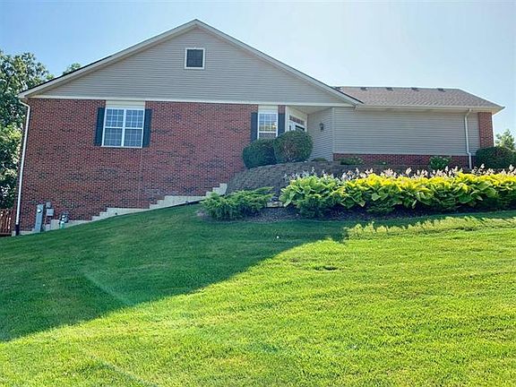 5th image of 9996 Oakwood Ct