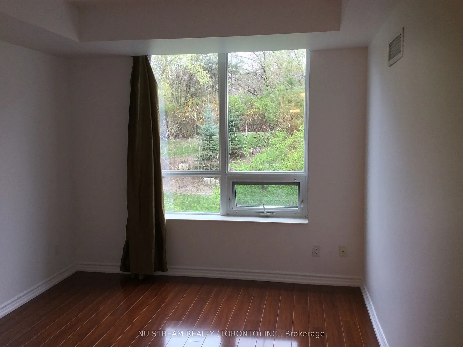 2 bed, $2,600 — Photo 3