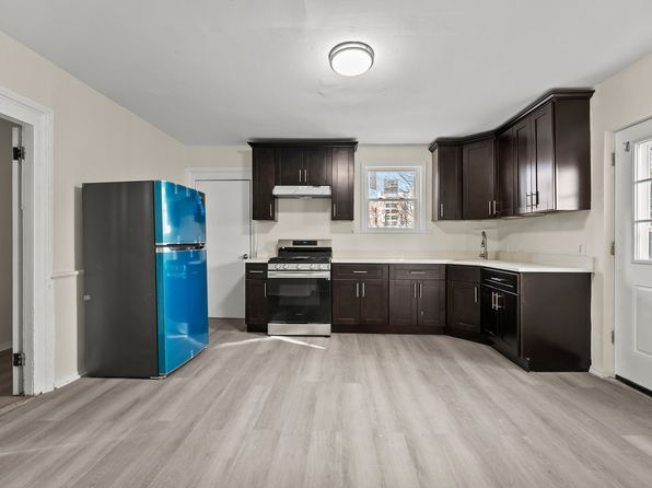 11 Lafayette Pl Floor 1