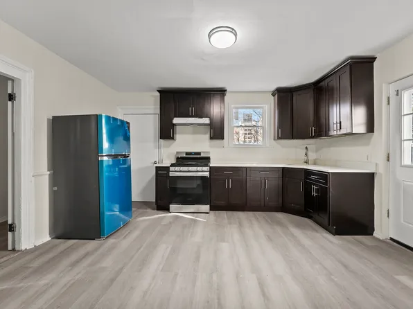 11 Lafayette Pl, Yonkers, NY