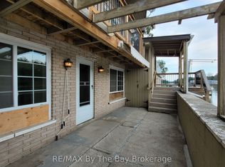 835 Mosley St #5, Wasaga Beach, ON L9Z 2H6