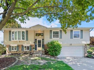 1103 35th St, Moline, IL 61265