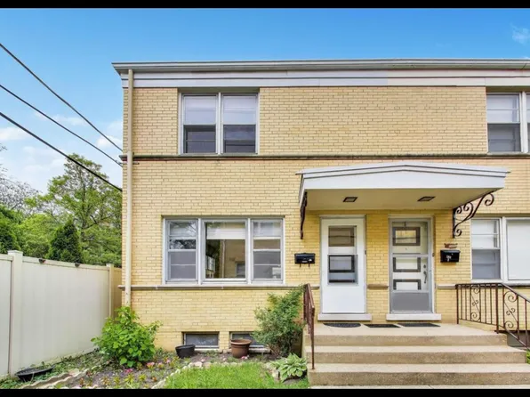 7911 North Ave APT F, River Forest, IL 60305