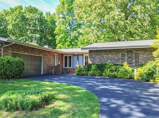 131 Barnes Dr, Paducah, KY 42003
