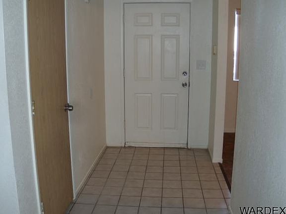 2nd image of 1489 Bluffs Cir