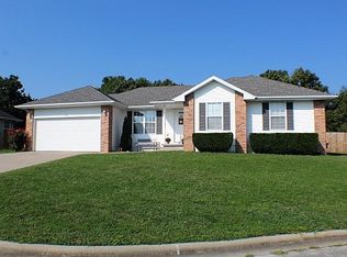 119 Carter Ct, Clever, MO 65631