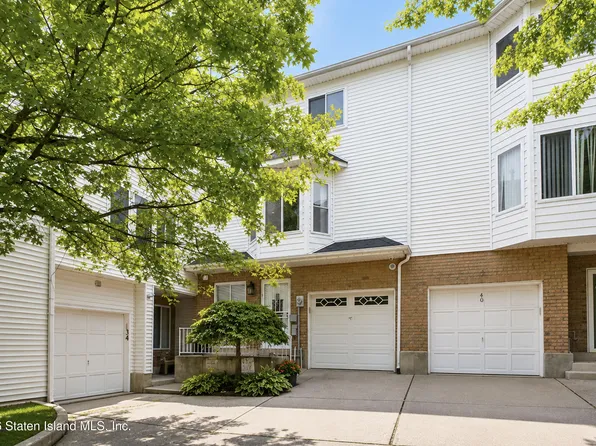 38 Jamie Ln, Staten Island, NY 10312