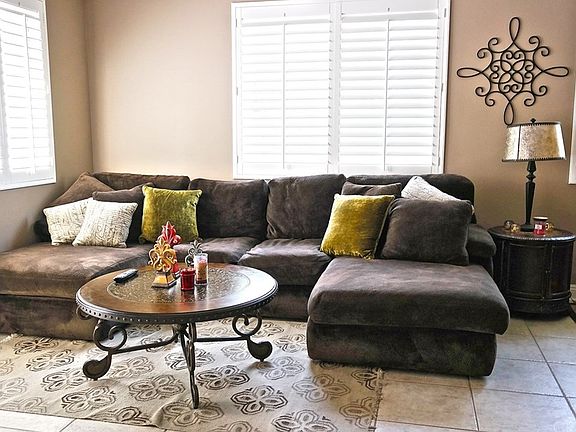 2nd image of 28423 Meadowlark Ct