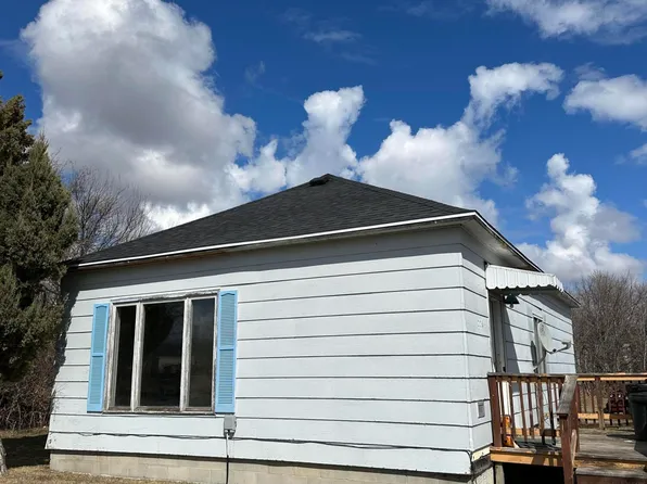 224 Stephen Ave, Grafton, ND 58237