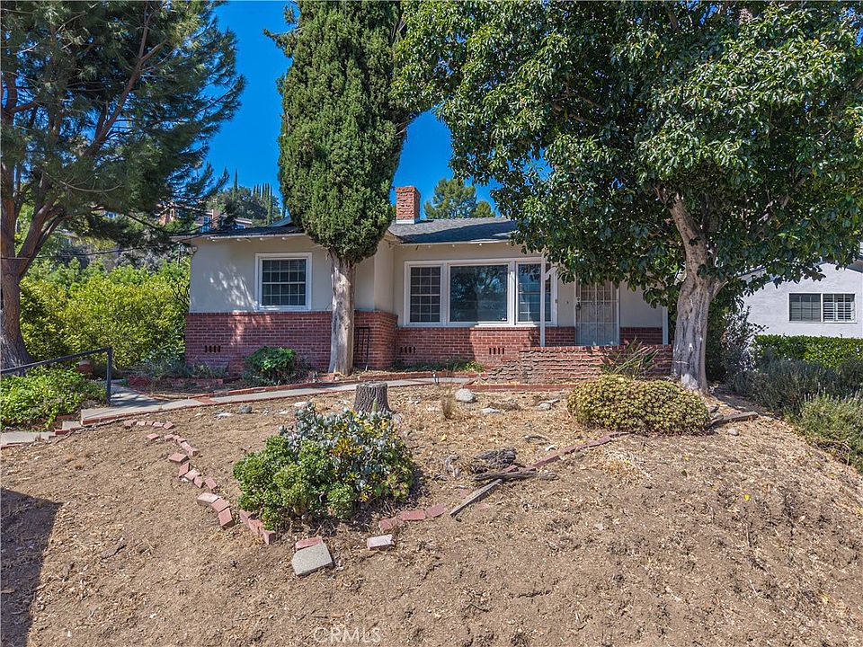 1st image of 21516 Villena St