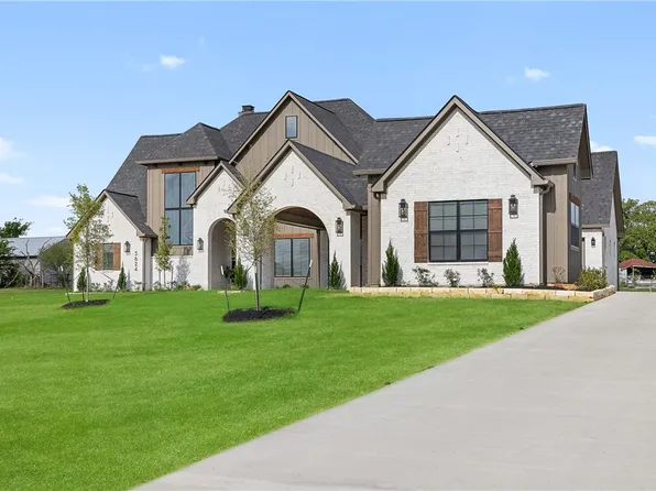 5624 Mill Water Ct, Bryan, TX 77808
