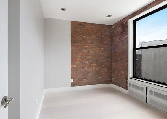 Rented by REAL New York | media 35