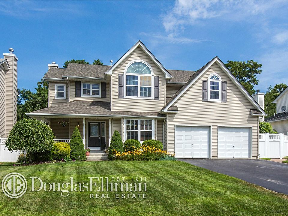 1st image of 9 Rolling Hill Dr