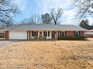 3211 Village Rd, Fort Smith, AR 72903