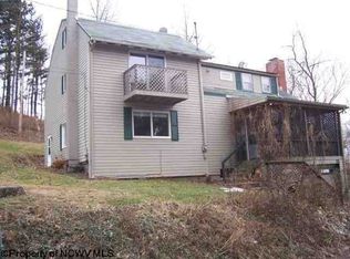 12 W Lincoln Ave, Westover, WV 26501