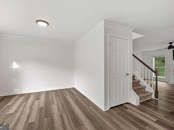 5th image of 24 Augusta Way