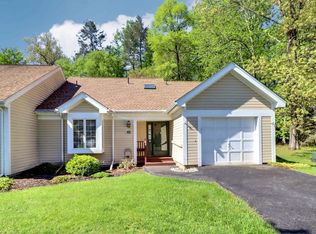 16 Turtle Way, Stroudsburg, PA 18360