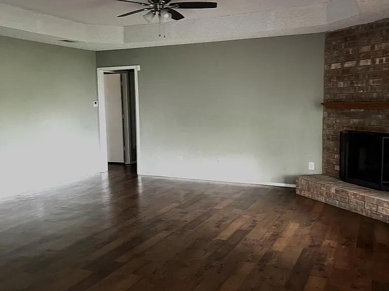 Large Living Room