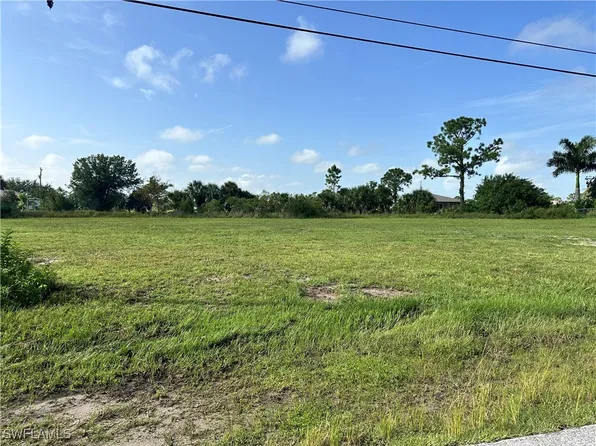 1104 NE 32nd Ln, Cape Coral, FL 33909
